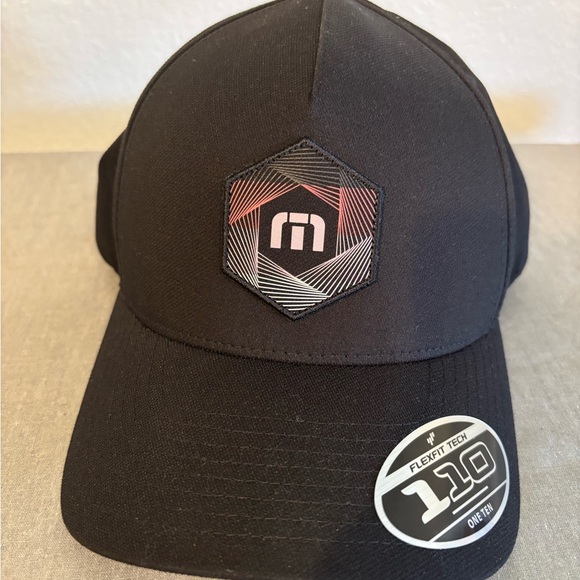 Black Travis Mathew Flexfit Tech 110 Cap - Picture 1 of 6